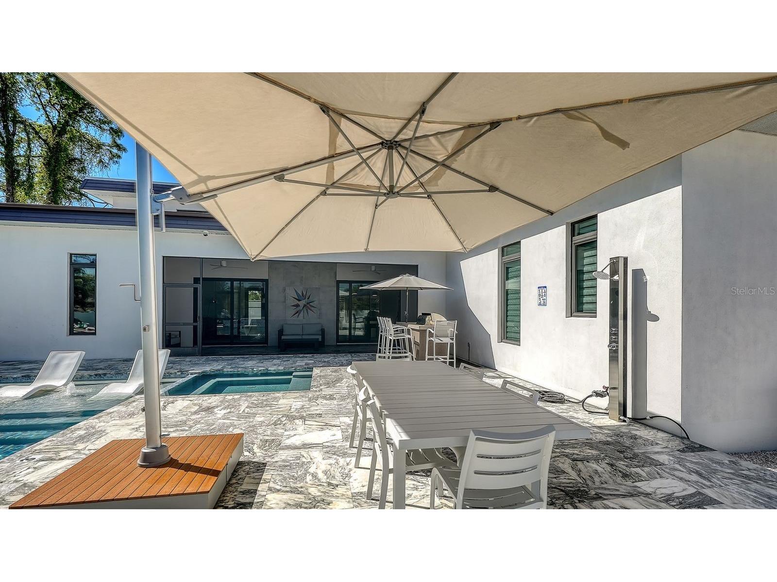 1899 Vamo Way Sarasota FL 34231 A4695686 image51