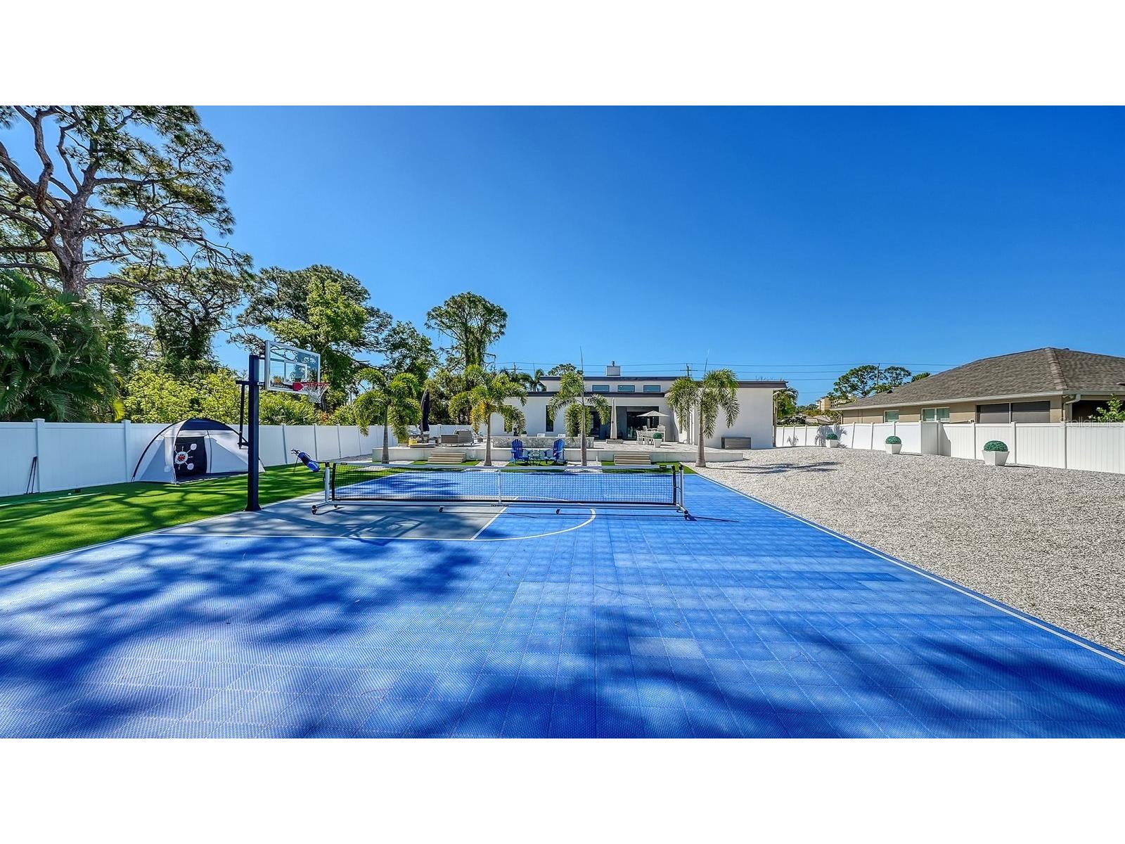 1899 Vamo Way Sarasota FL 34231 A4695686 image60