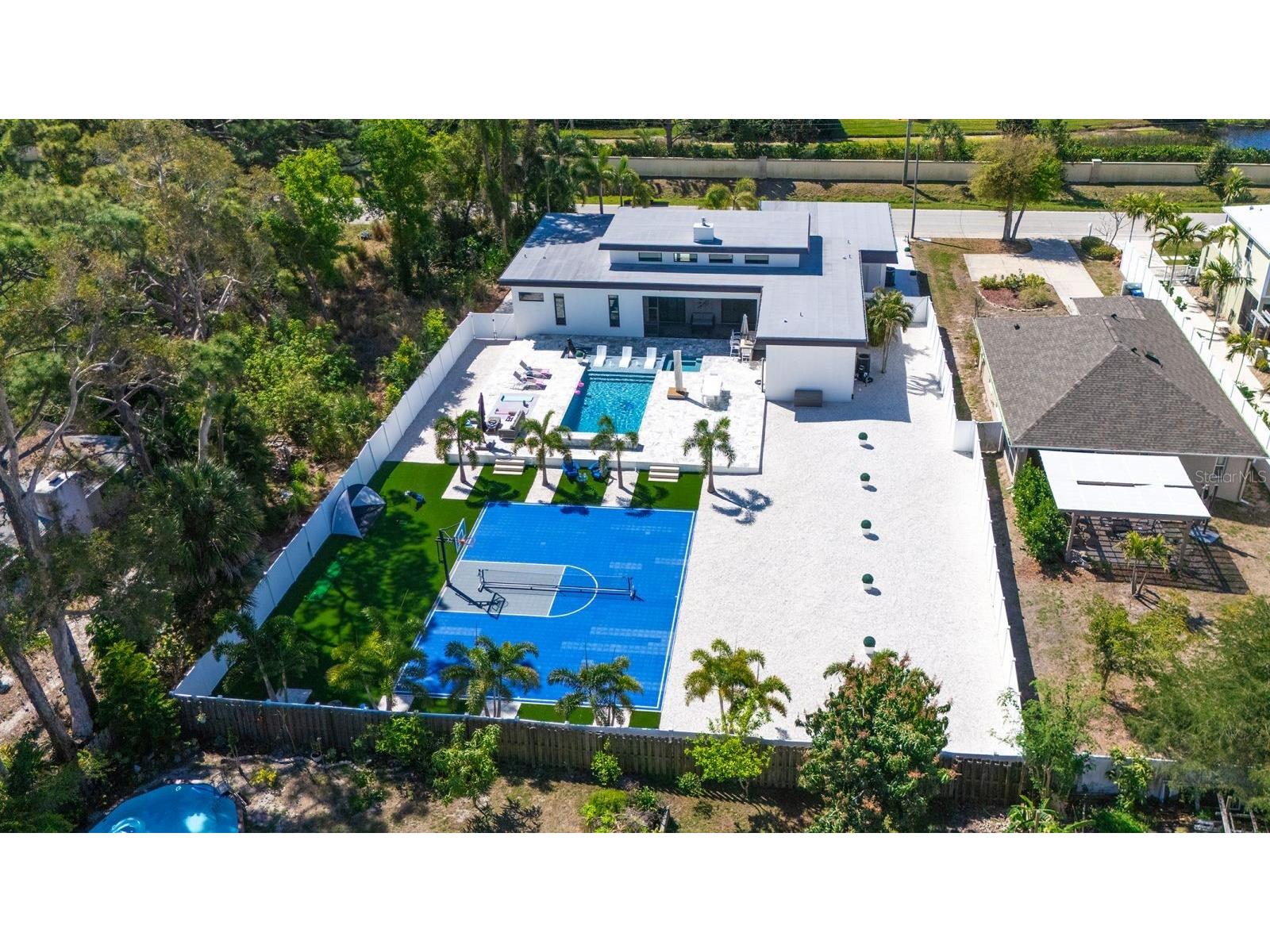 1899 Vamo Way Sarasota FL 34231 A4695686 image65