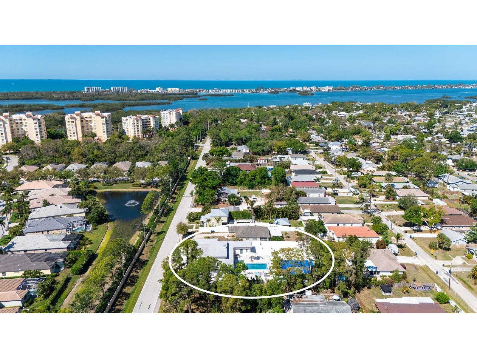 1899 Vamo Way Sarasota FL 34231 A4695686 image66