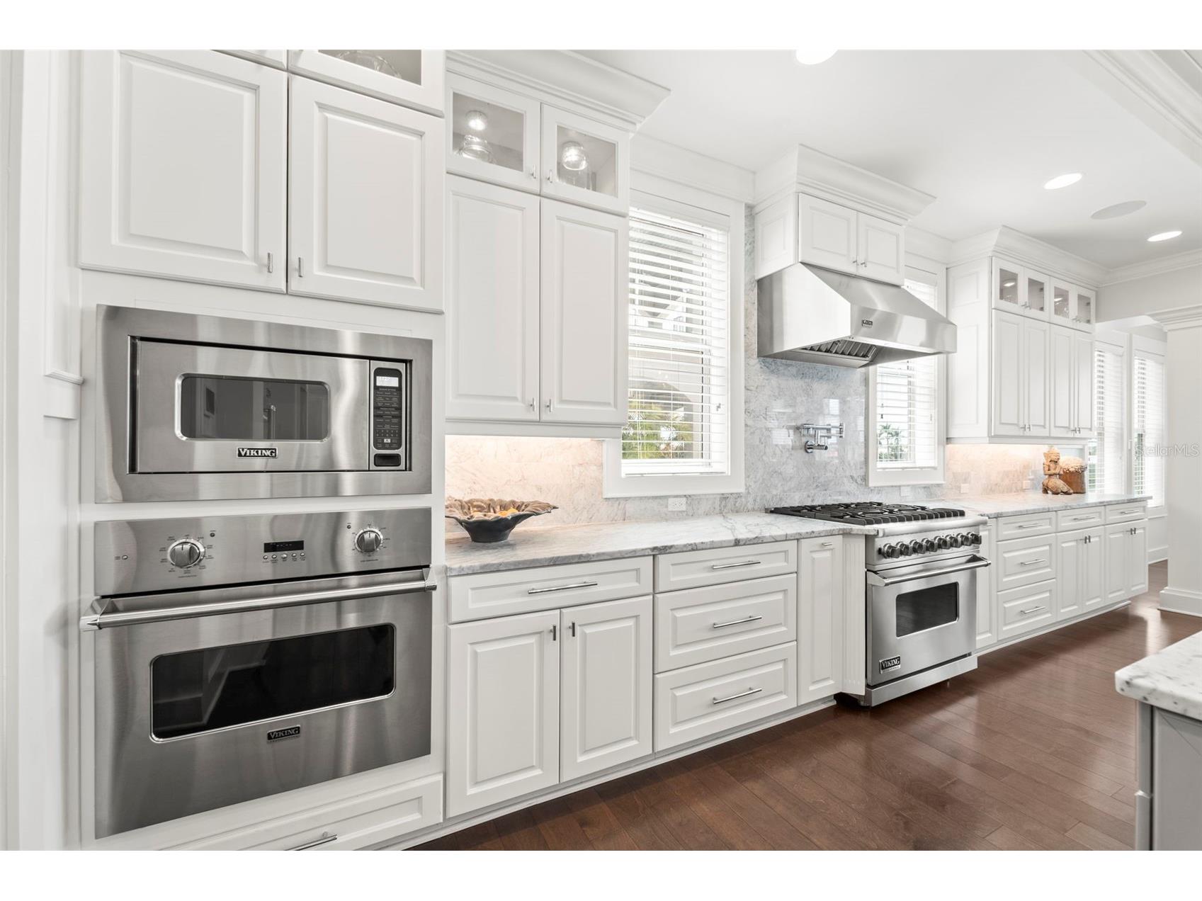 19 Bayfront Court S Saint Petersburg FL 33711 - MAXIMO CHANNEL TB8486101 image10