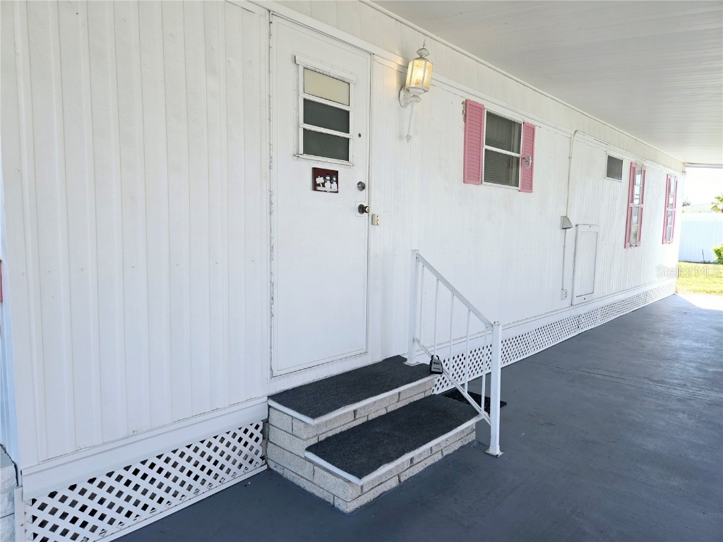 19 Drury Lane Tarpon Springs FL 34689 TB8355393 image17