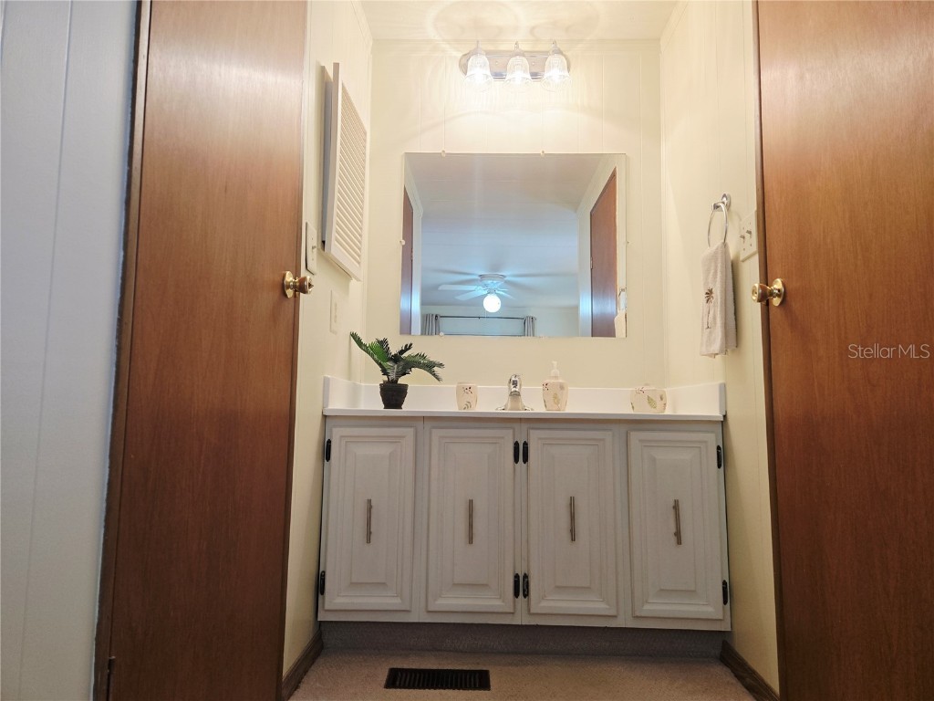 19 Drury Lane Tarpon Springs FL 34689 TB8355393 image33