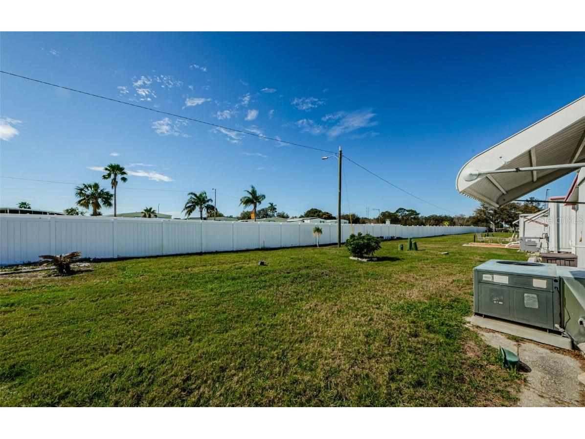 19 Drury Lane Tarpon Springs FL 34689 TB8355393 image43