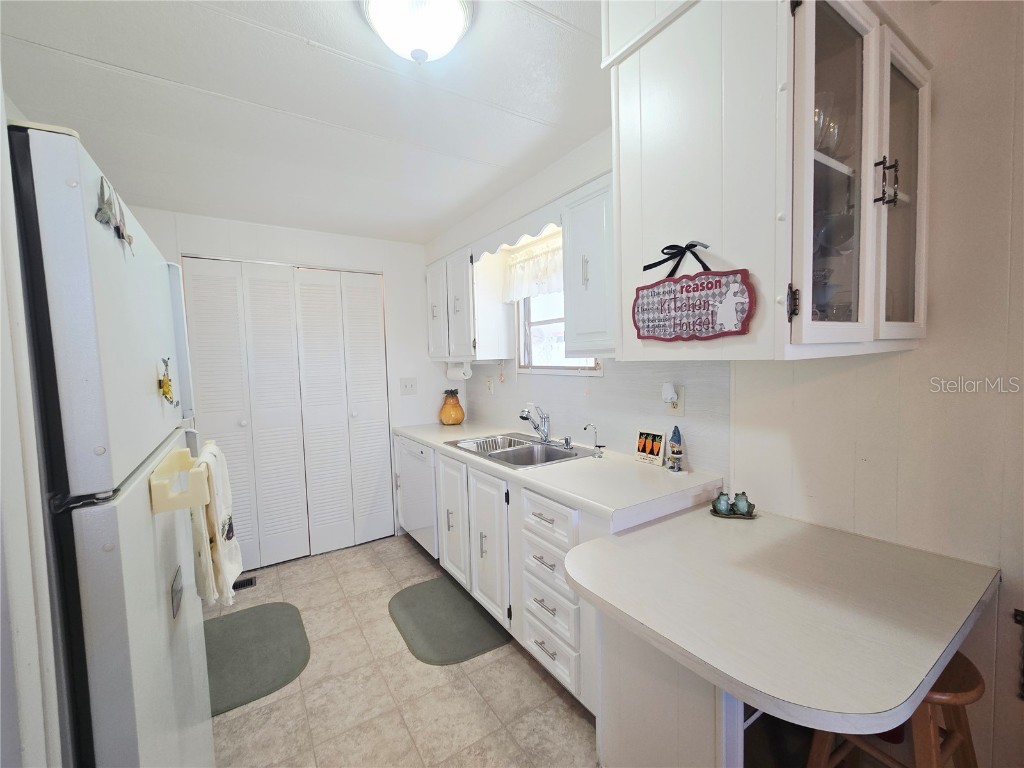 19 Drury Lane Tarpon Springs FL 34689 TB8355393 image8