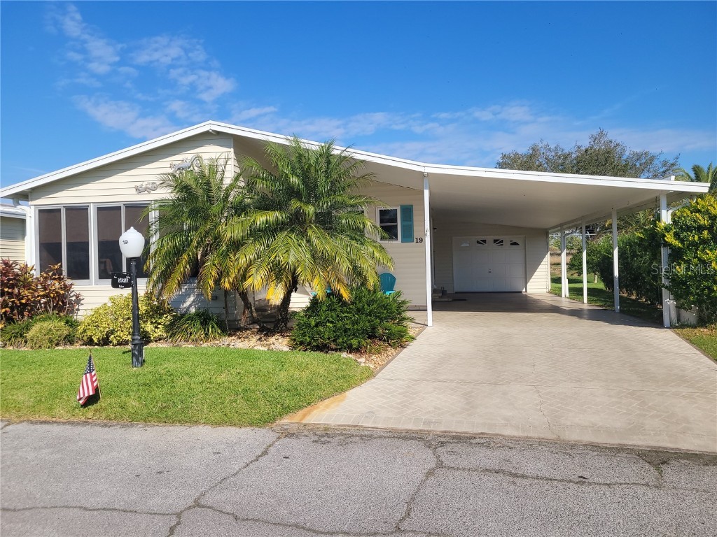 19 Edinburgh Drive Haines City FL 33844 - LAKE HENRY P4928082 image1