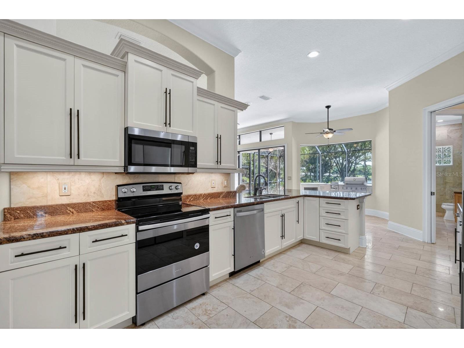 19 Front Street Palm Coast FL 32137 - INTRACOASTAL WATERWAY FC318342 image17