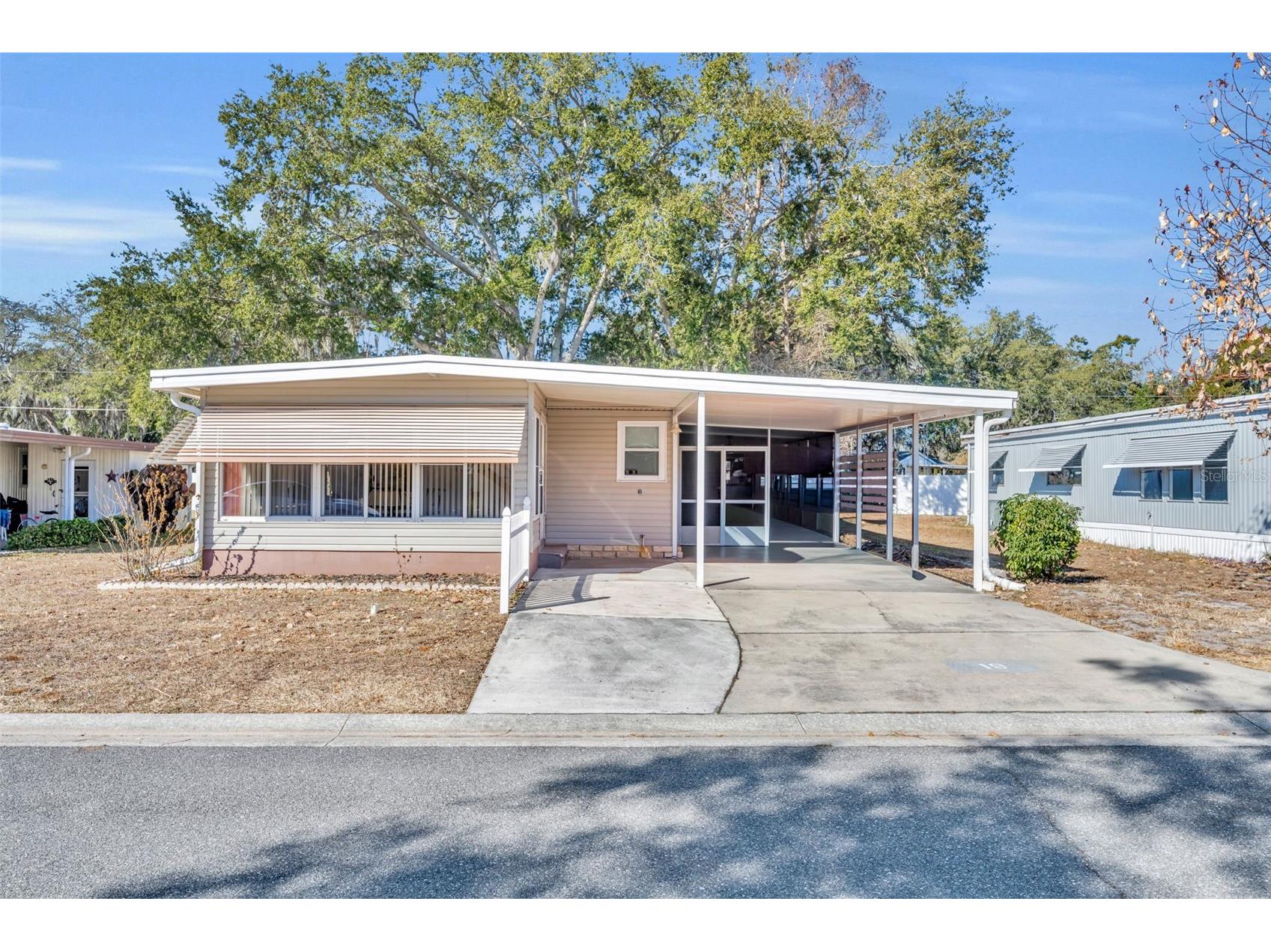 19 Hawaiian Way Leesburg FL 34788 G5108056 image1