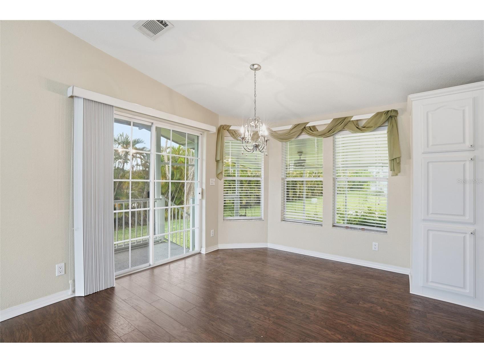 19 Holland Drive Punta Gorda FL 33950 C7526352 image12
