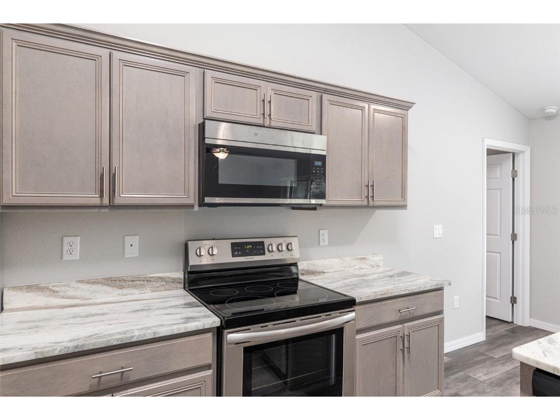 19 Locust Run Radial Ocala FL 34472 OM710813 image32