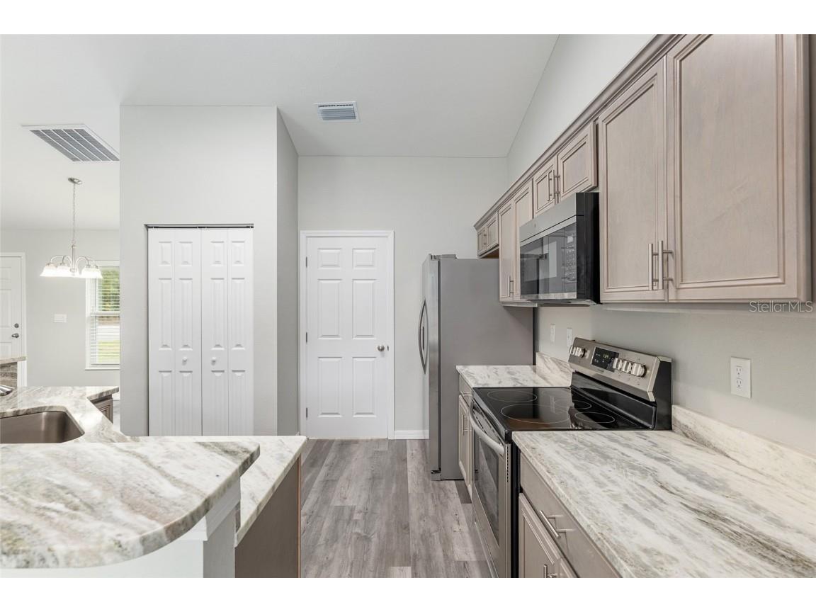 19 Locust Run Radial Ocala FL 34472 OM710813 image33