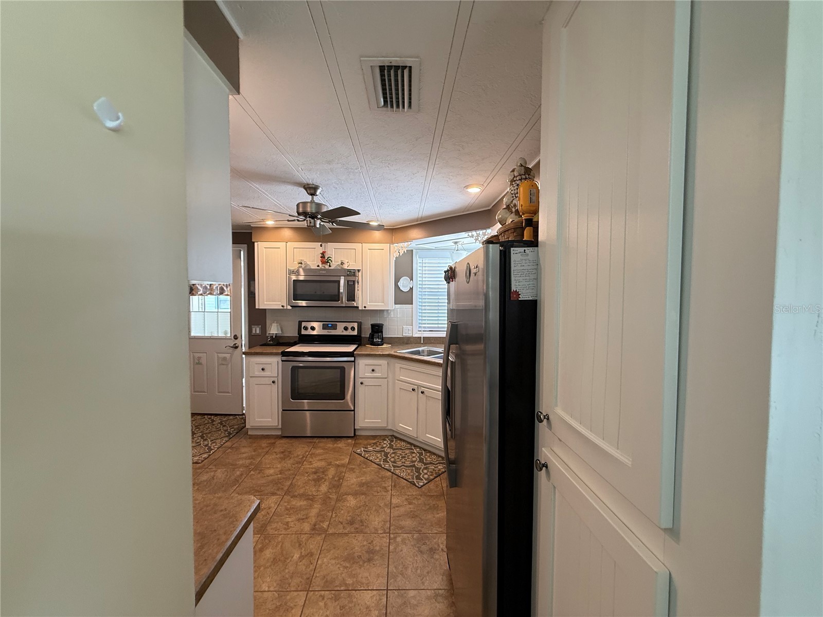 19 Magnolia Lane Wildwood FL 34785 - LAKE OKAHUMPKA G5112845 image14