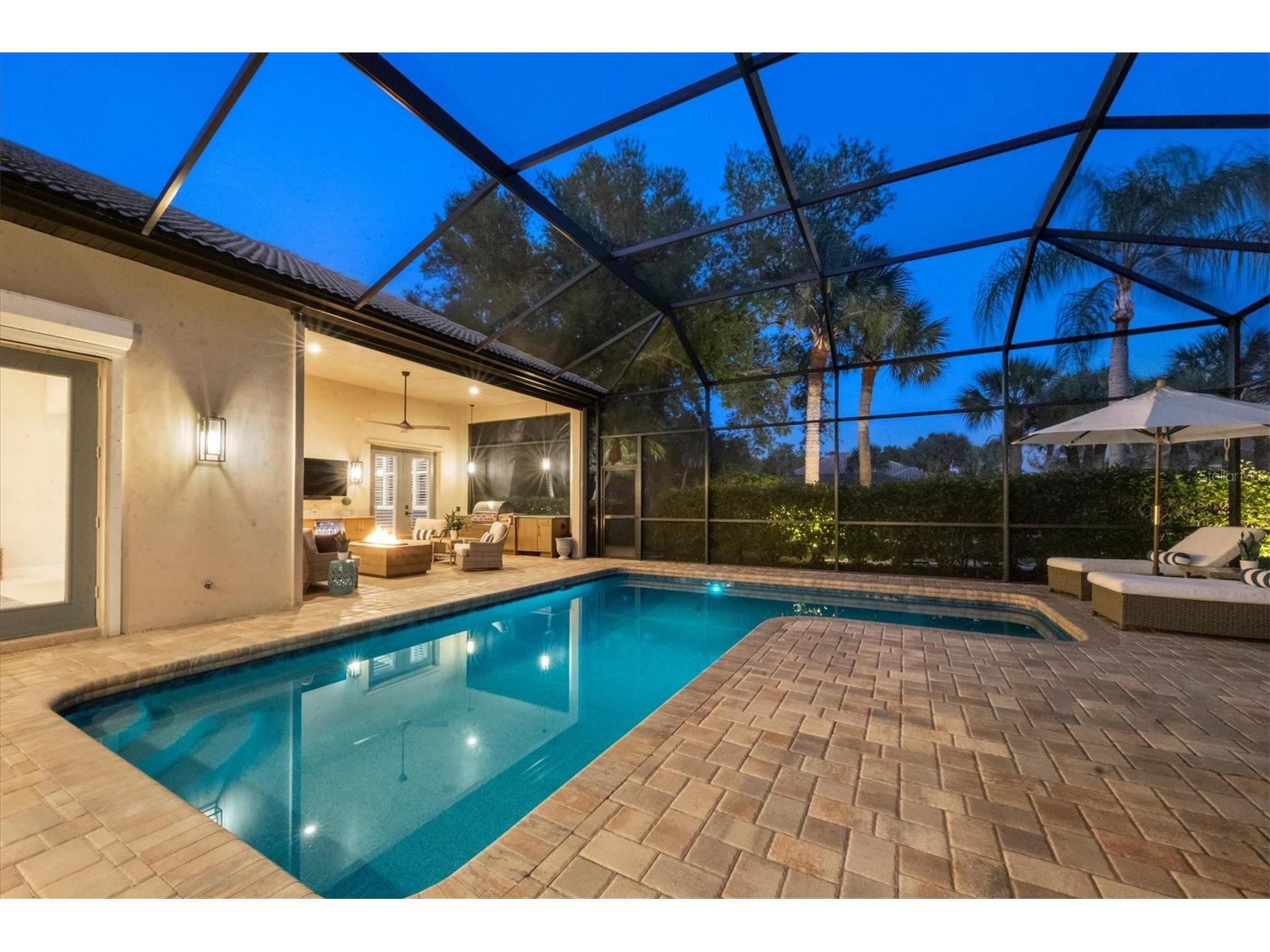 19 N Cayman Isles Boulevard Englewood FL 34223 A4687622 image2