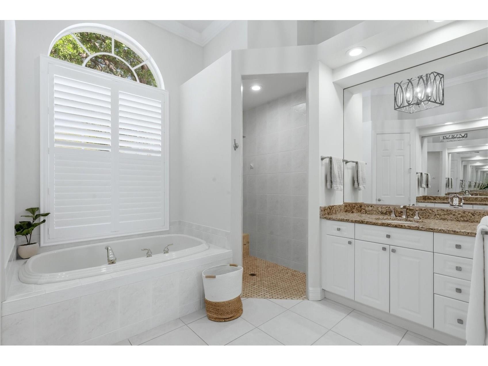 19 N Cayman Isles Boulevard Englewood FL 34223 A4687622 image26