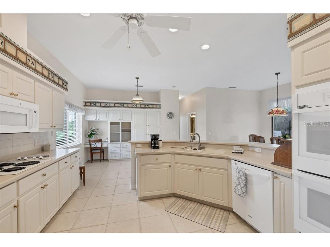 19 N Par View Road Rotonda West FL 33947 D6143360 image17