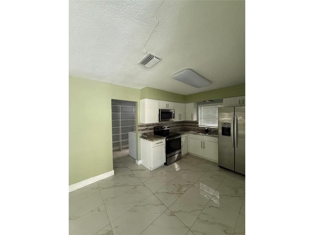 19 S Mildred Avenue Brooksville FL 34601 TB8445502 image8