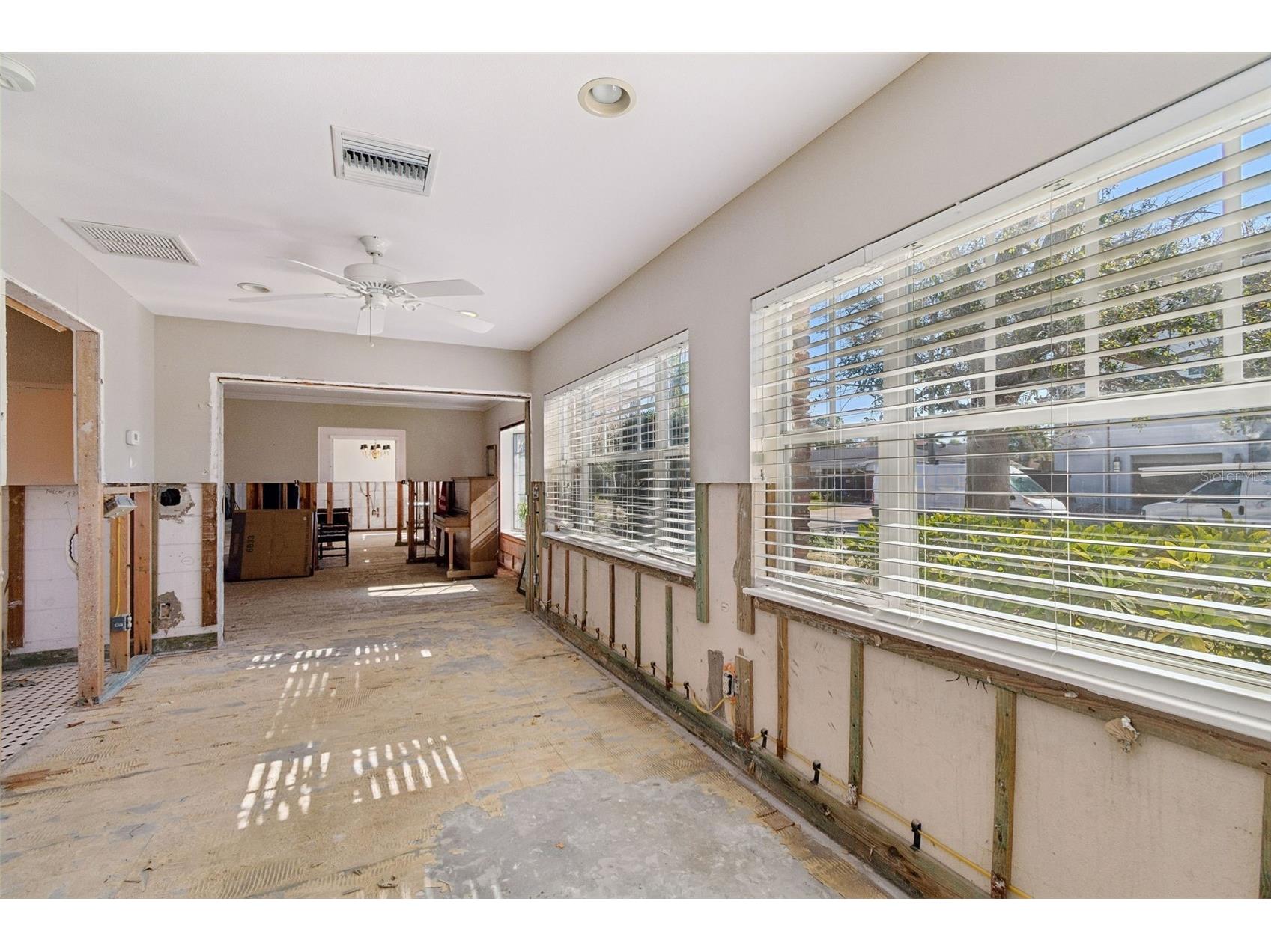 19 Sandpiper Road Tampa FL 33609 TB8481776 image13