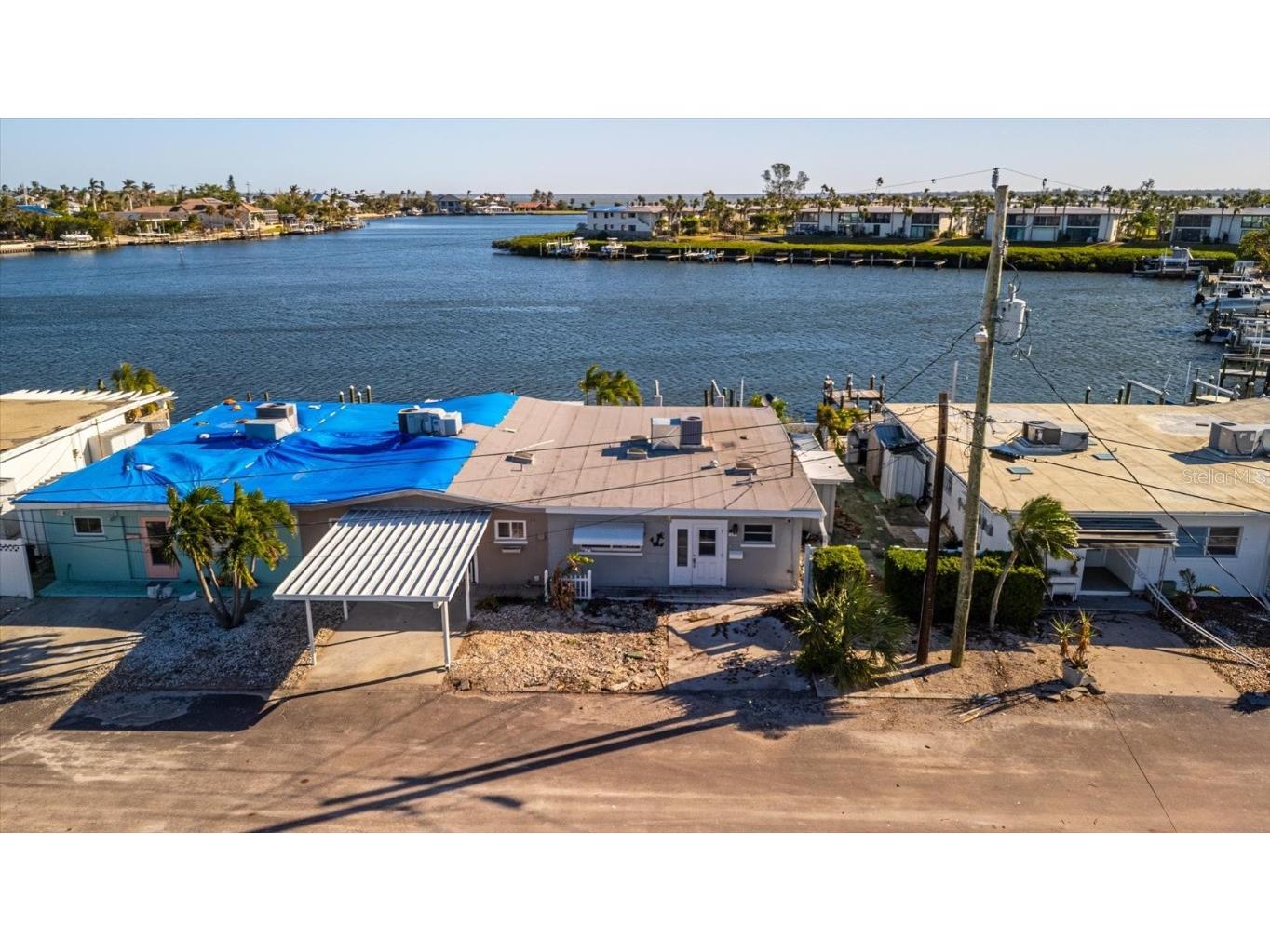 19 Seaside Court Holmes Beach FL 34217 A4629900 image1