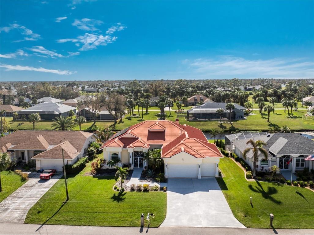 19 Sportsman Lane Rotonda West FL 33947 D6138688 image1