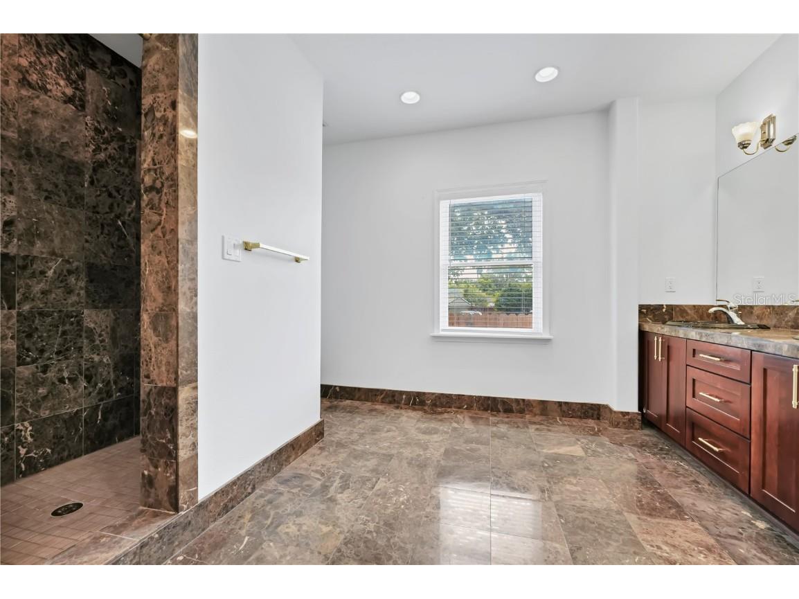 19 W Princeton Street Orlando FL 32804 O6334624 image16