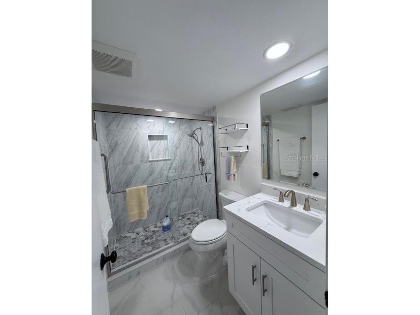 19 Whispering Sands Drive #106 Sarasota FL 34242 A4675708 image21