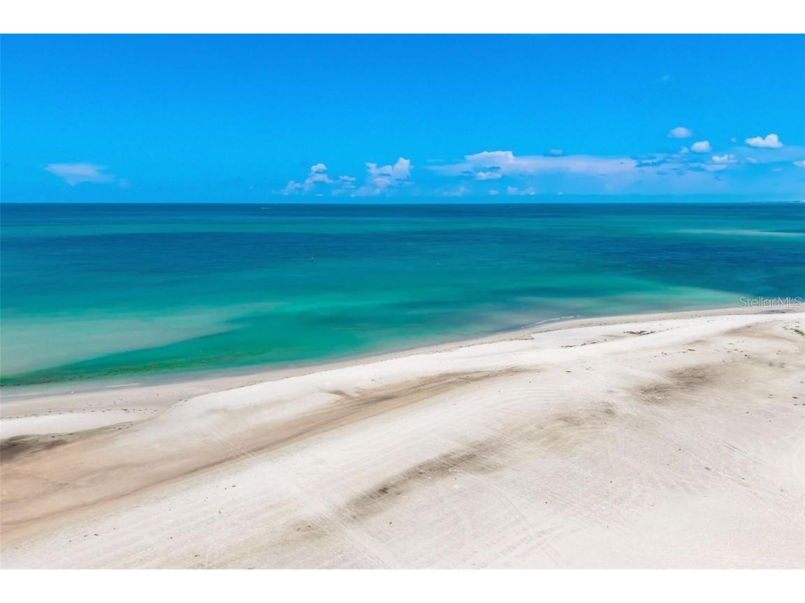 19 Whispering Sands Drive #106 Sarasota FL 34242 A4675708 image33