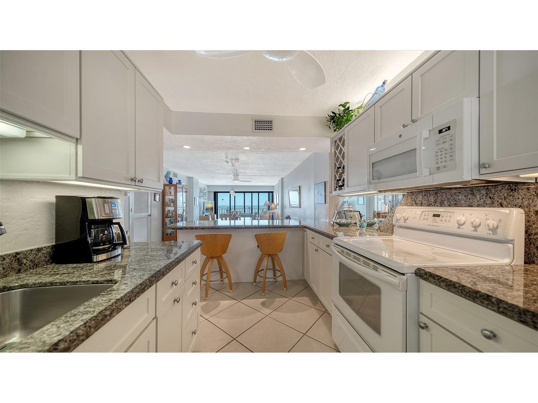 19 Whispering Sands Drive #1104 Sarasota FL 34242 - GULF OF AMERICA A4679738 image8