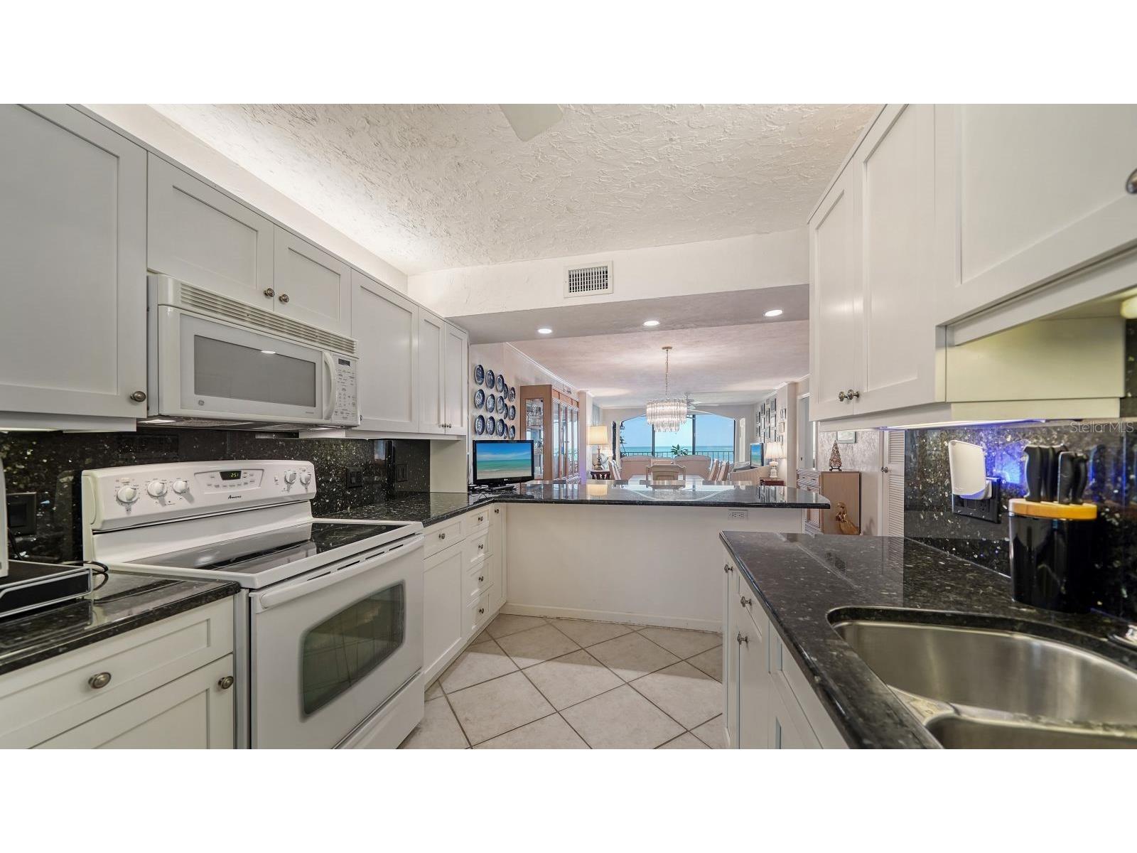 19 Whispering Sands Drive #201 Sarasota FL 34242 - GULF OF AMERICA A4679748 image7