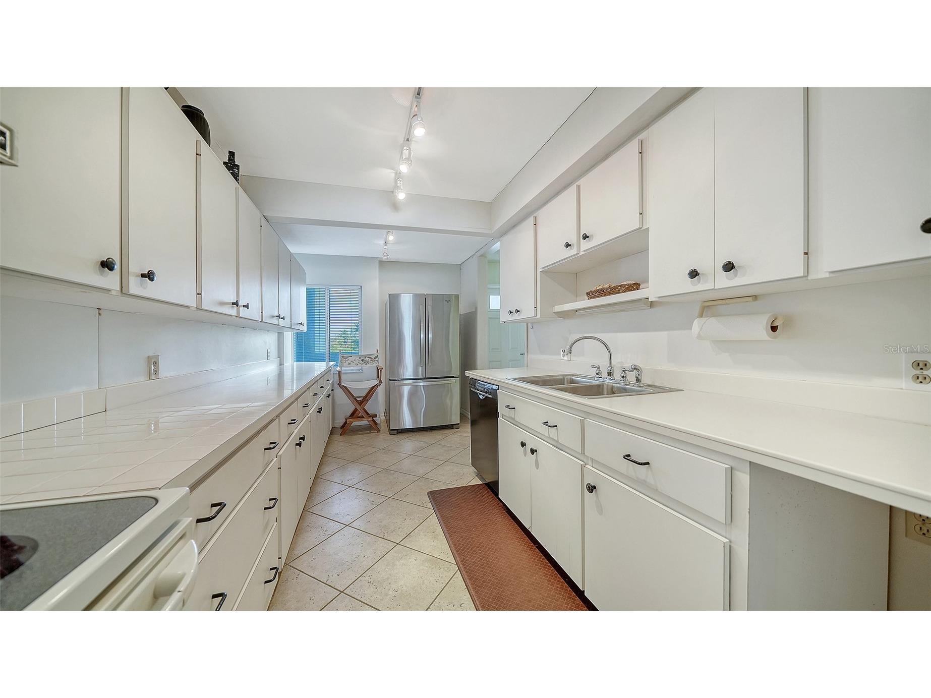 19 Whispering Sands Drive #204 Sarasota FL 34242 - GULF OF AMERICA A4681694 image26
