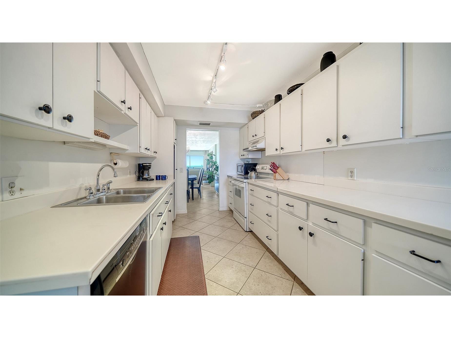 19 Whispering Sands Drive #204 Sarasota FL 34242 - GULF OF AMERICA A4681694 image27