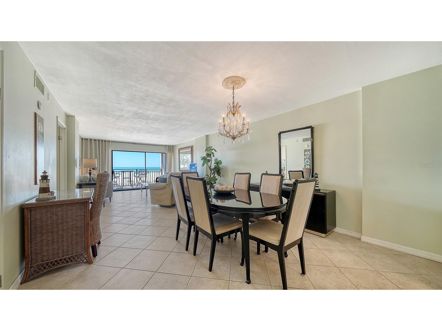 19 Whispering Sands Drive #204 Sarasota FL 34242 - GULF OF AMERICA A4681694 image8