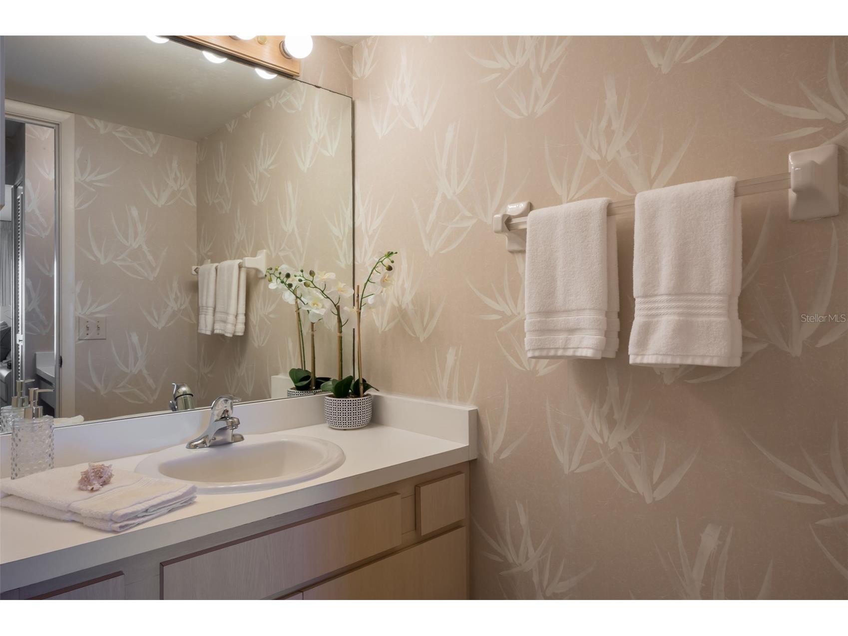 19 Whispering Sands Drive #604 Sarasota FL 34242 - GULF OF MEXICO A4698975 image18