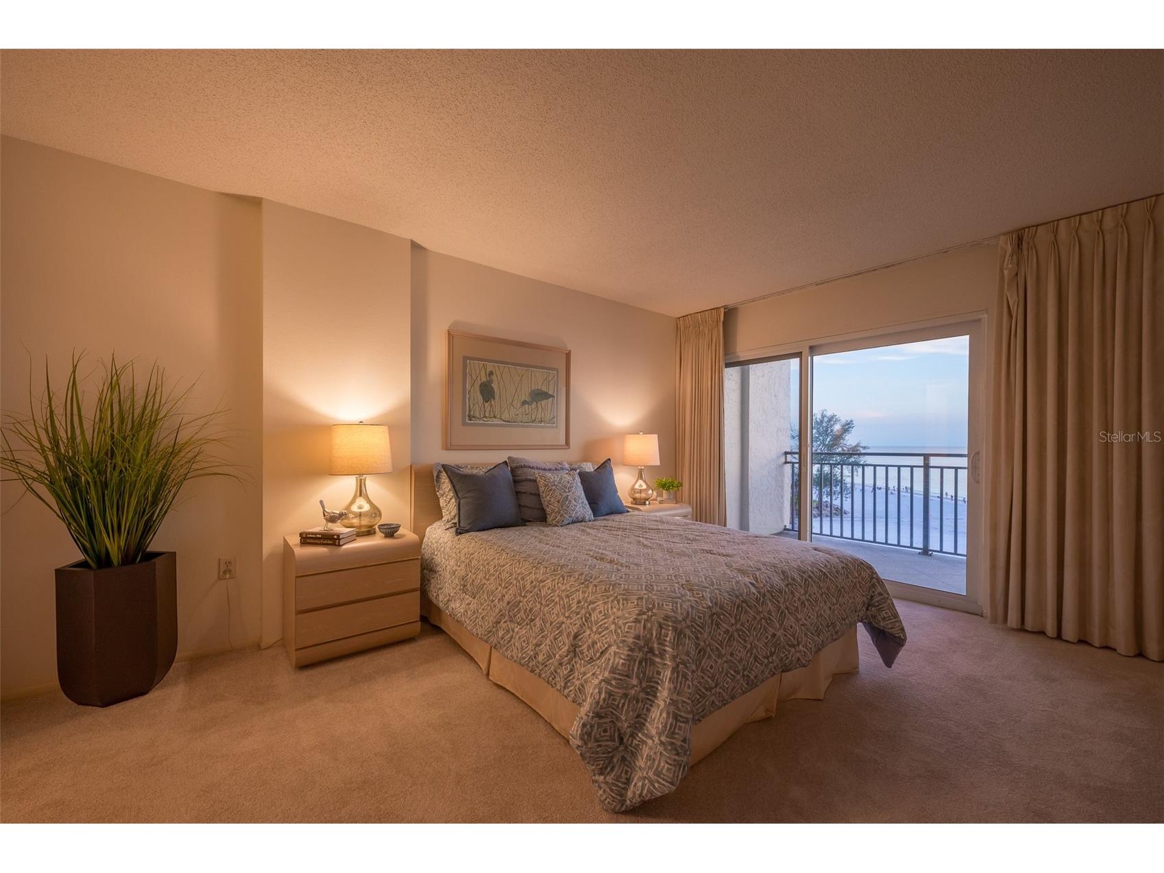 19 Whispering Sands Drive #604 Sarasota FL 34242 - GULF OF MEXICO A4698975 image28