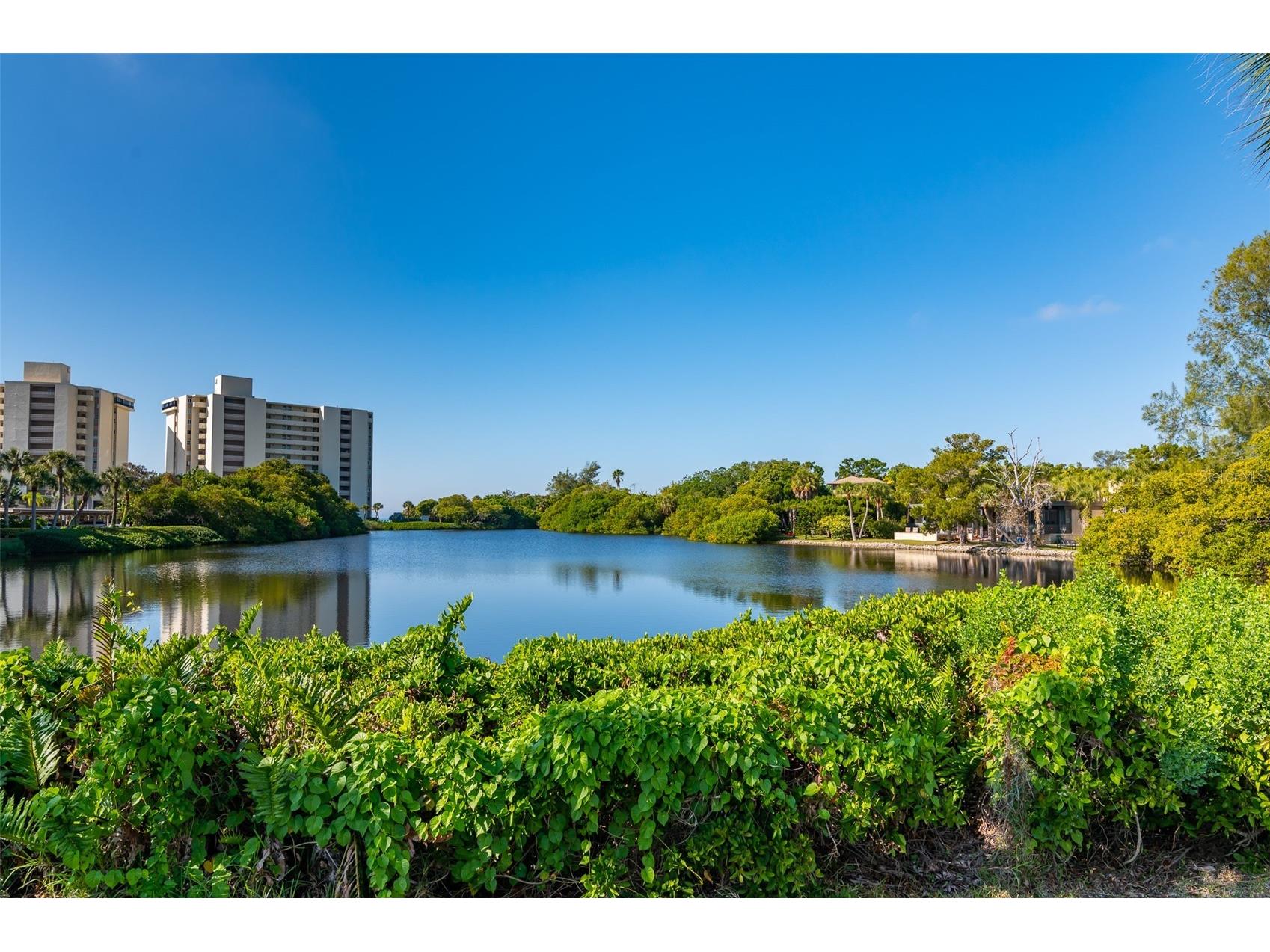 19 Whispering Sands Drive #604 Sarasota FL 34242 - GULF OF MEXICO A4698975 image42