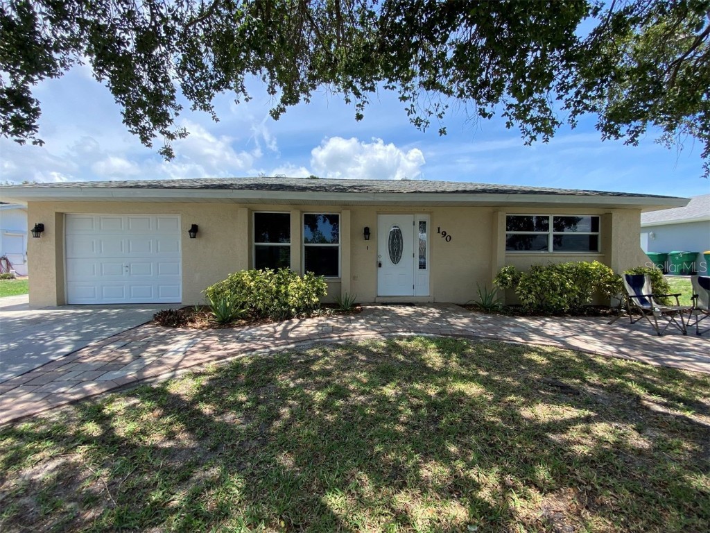 190 Cypress Avenue NW Port Charlotte FL 33952 C7461629 image1