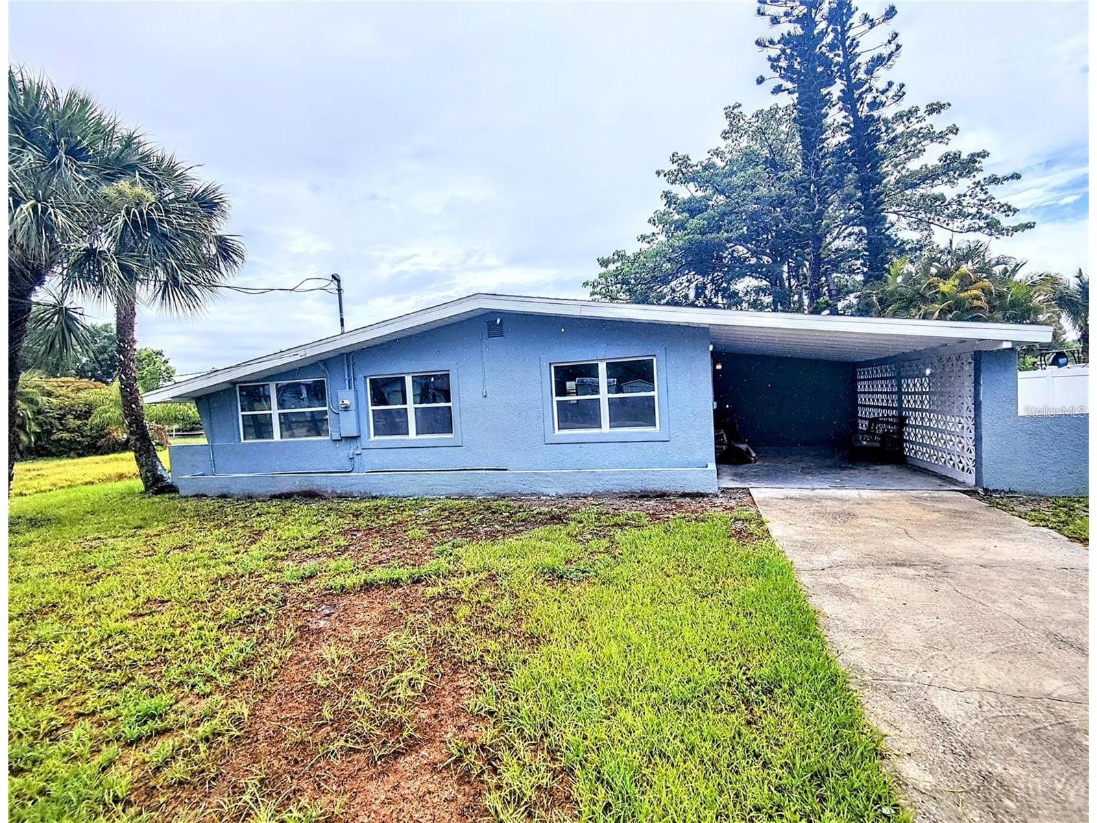 190 Danforth Drive Punta Gorda FL 33980 C7522717 image1
