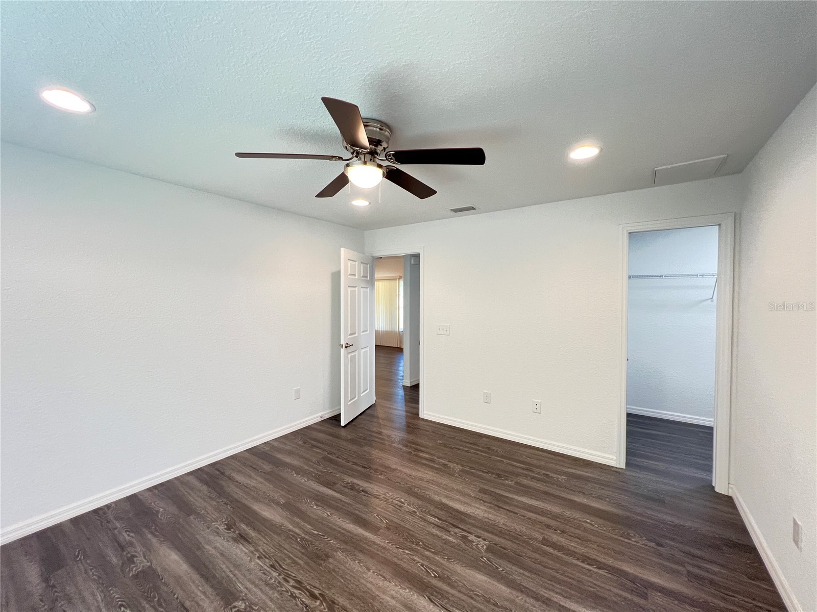 190 Fisher Way Ocklawaha FL 32179 O6419624 image12