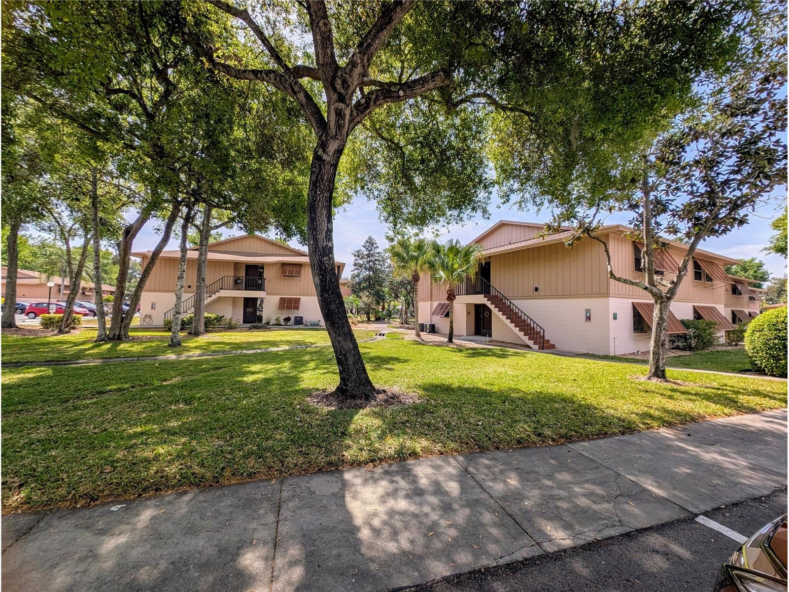 190 Hickory Woods Court #15C Deltona FL 32725 V4941706 image1