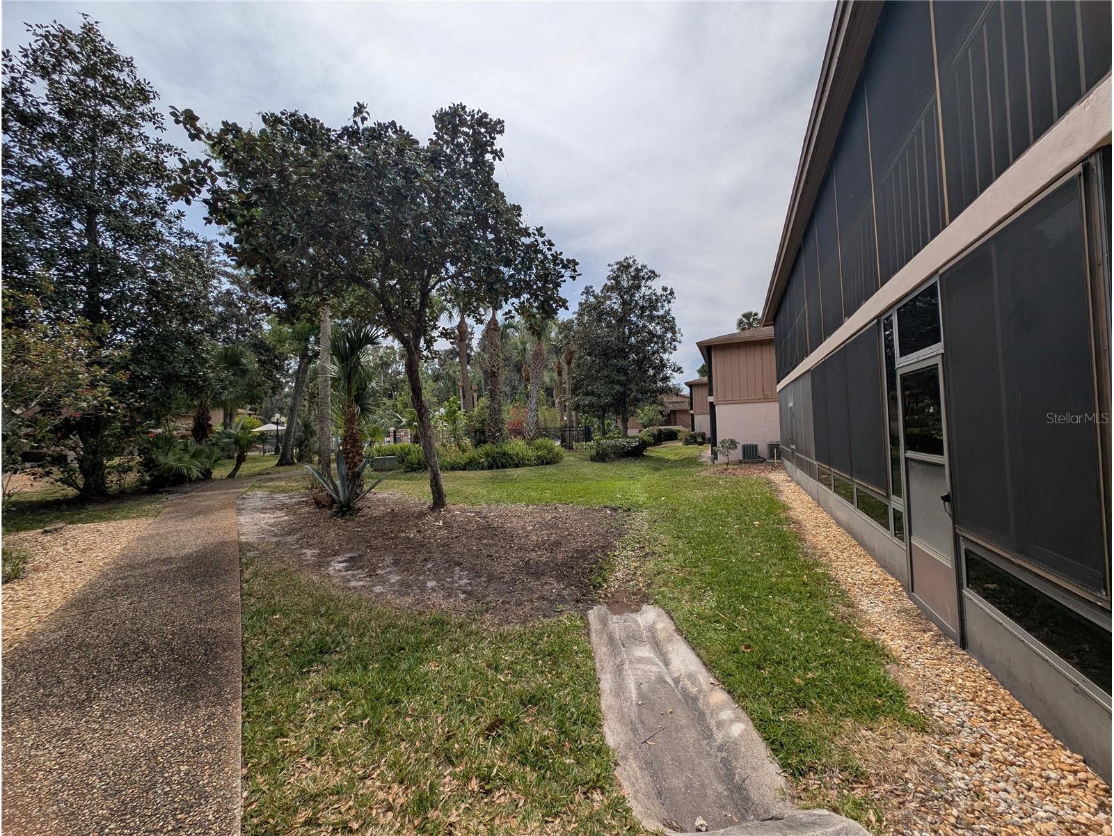 190 Hickory Woods Court #15C Deltona FL 32725 V4941706 image25