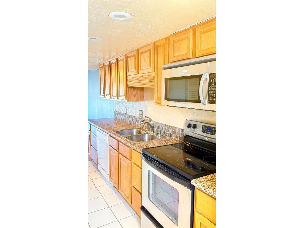 190 Paradise Boulevard #9 Indialantic FL 32903 O6213438 image5