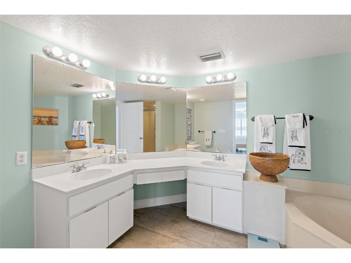 190 Pinellas Lane #207A Cocoa Beach FL 32931 O6369297 image32