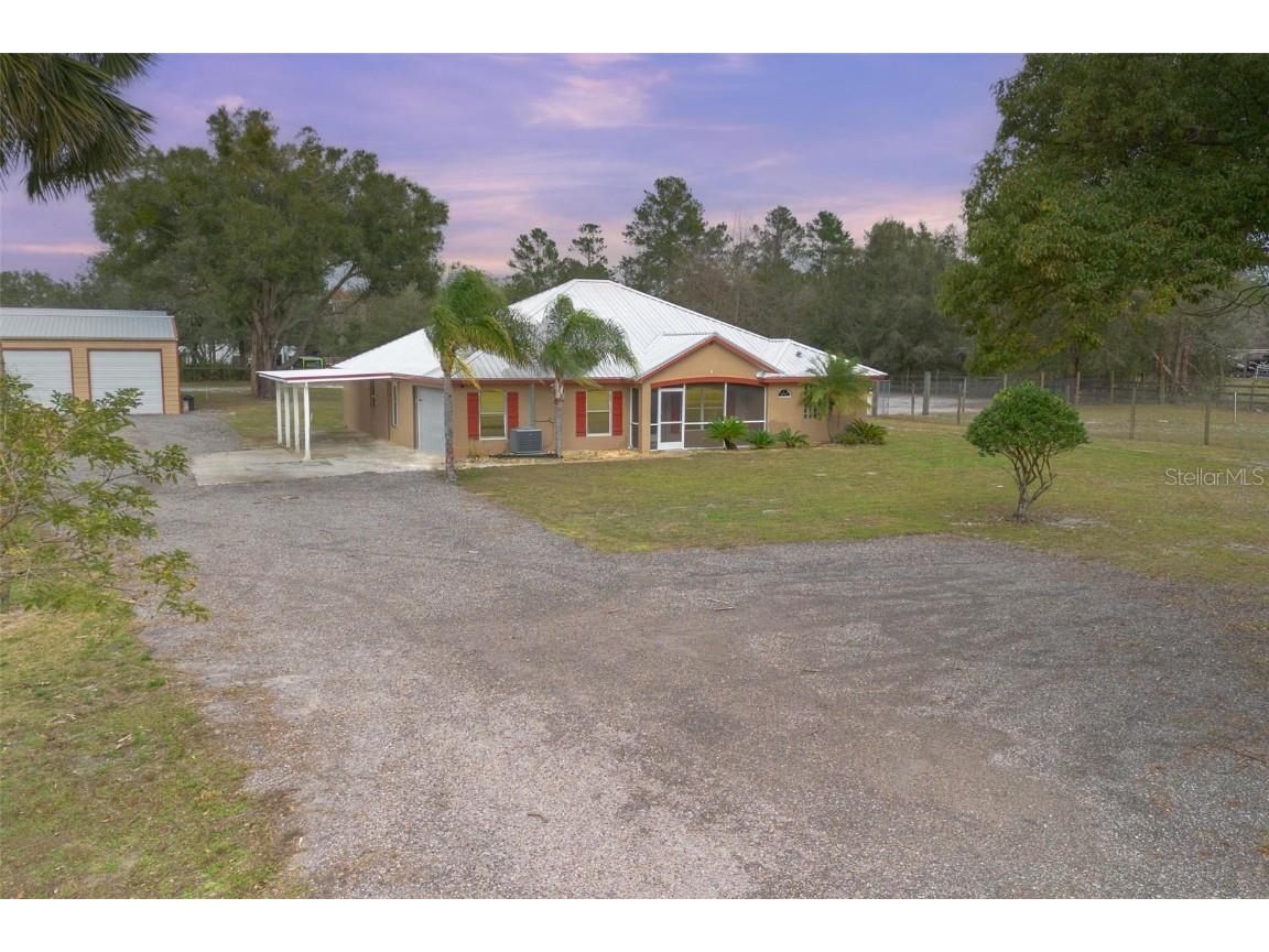 190 Running Deer Trail Lake Helen FL 32744 V4933861 image1