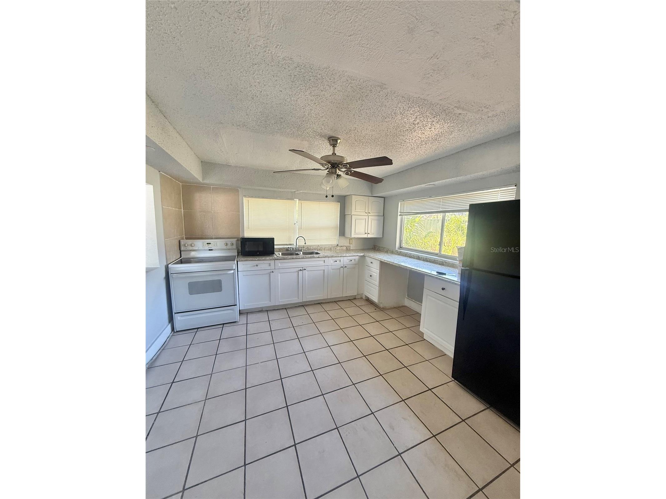 1900 19th Street S Saint Petersburg FL 33712 TB8516264 image2