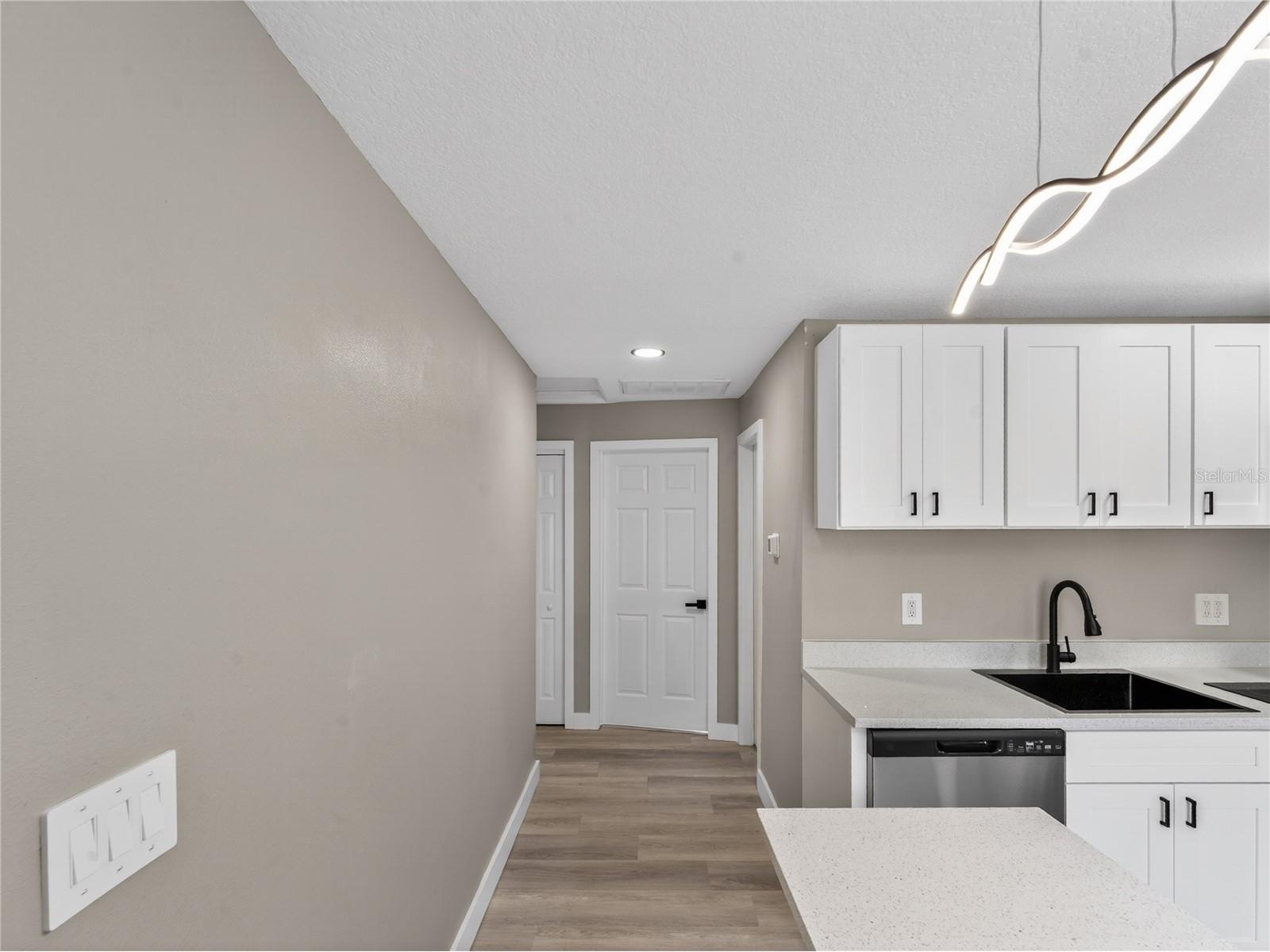 1900 25th Street S Saint Petersburg FL 33712 TB8512888 image14