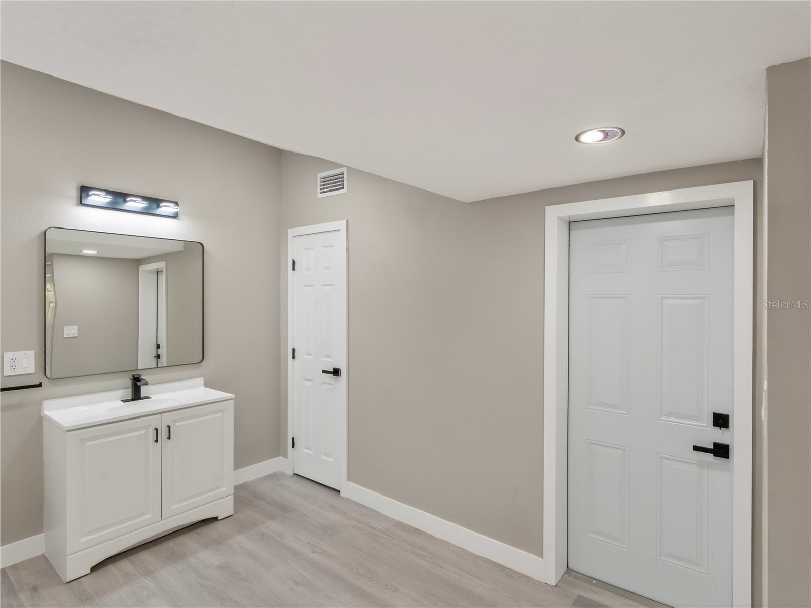 1900 25th Street S Saint Petersburg FL 33712 TB8512888 image30