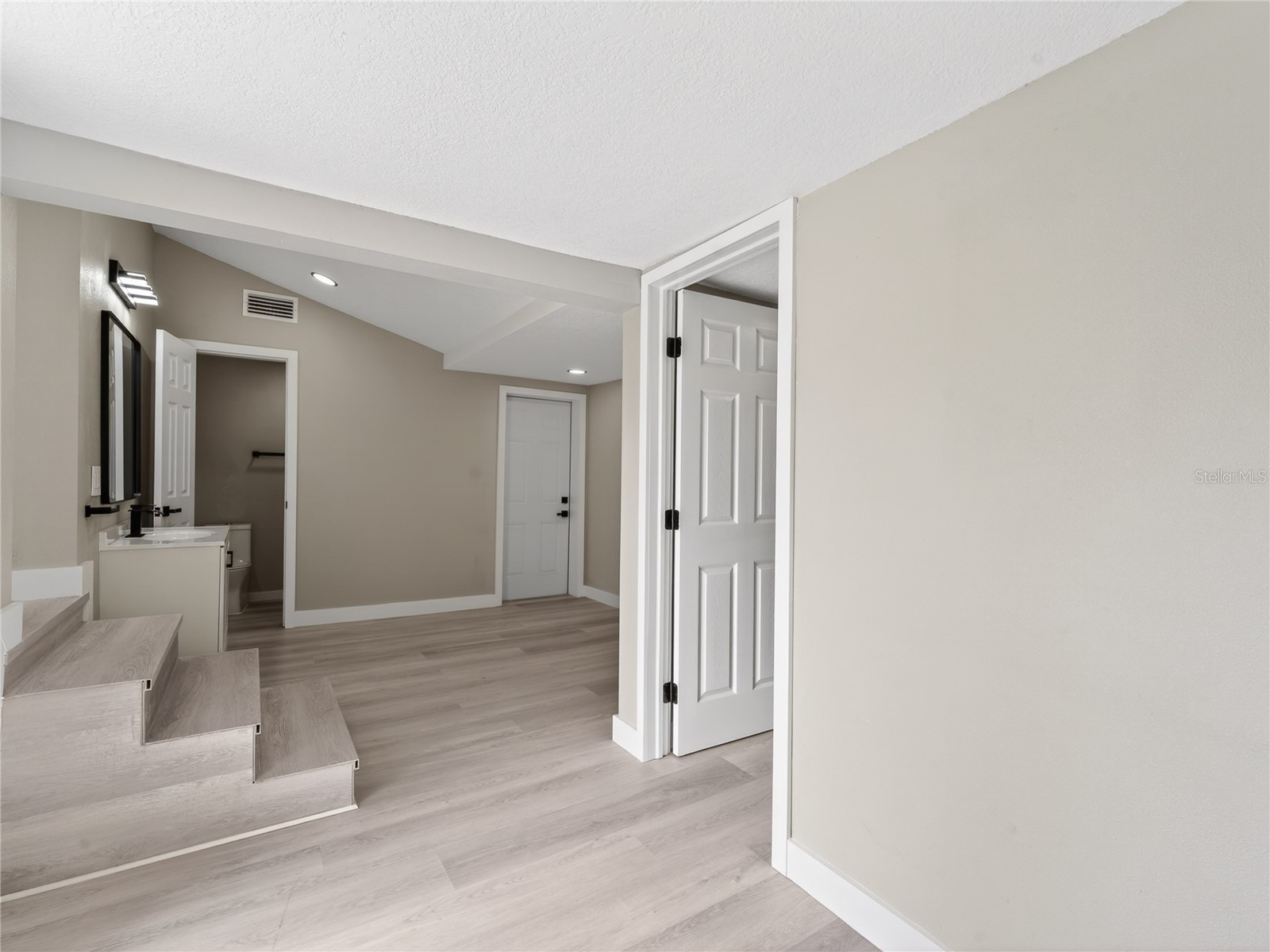 1900 25th Street S Saint Petersburg FL 33712 TB8512888 image33