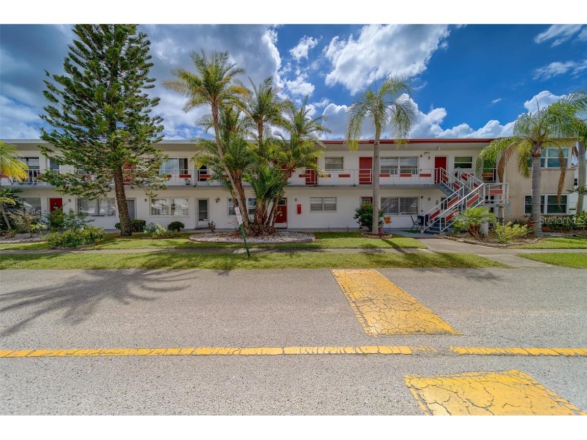 1900 58th Avenue N #26 Saint Petersburg FL 33714 TB8433429 image1