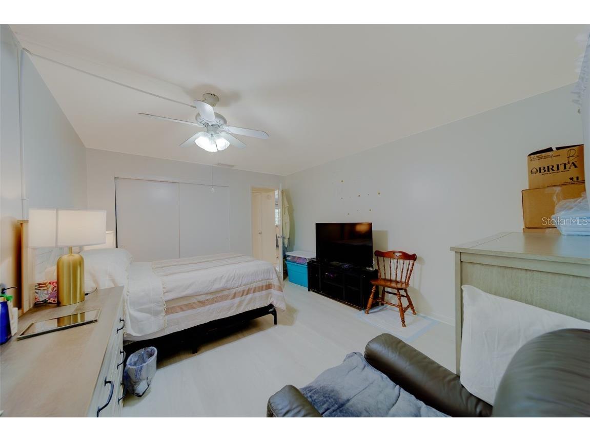 1900 58th Avenue N #26 Saint Petersburg FL 33714 TB8433429 image17