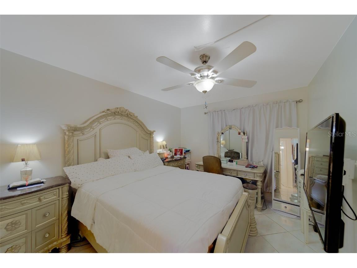 1900 58th Avenue N #26 Saint Petersburg FL 33714 TB8433429 image20