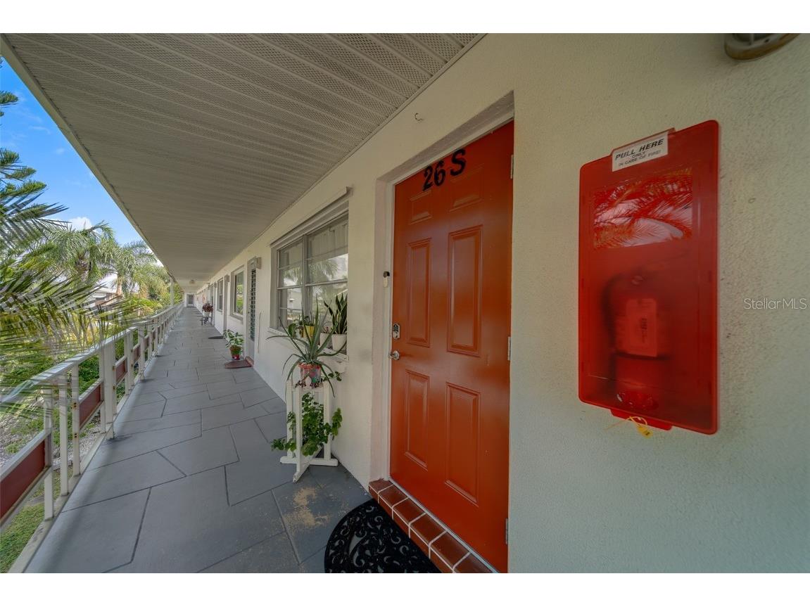 1900 58th Avenue N #26 Saint Petersburg FL 33714 TB8433429 image3